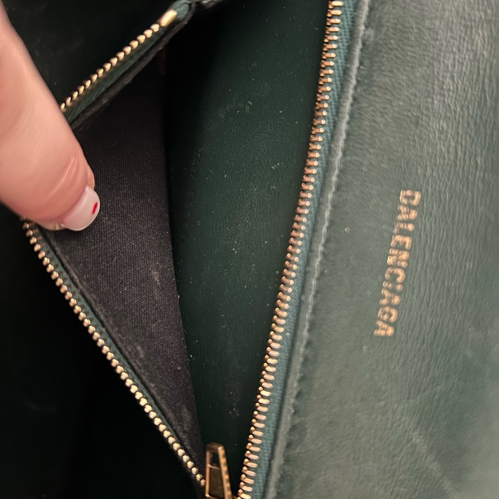 Balenciaga Dark Green Crocodile Embossed Bag - Picture 9 of 9
